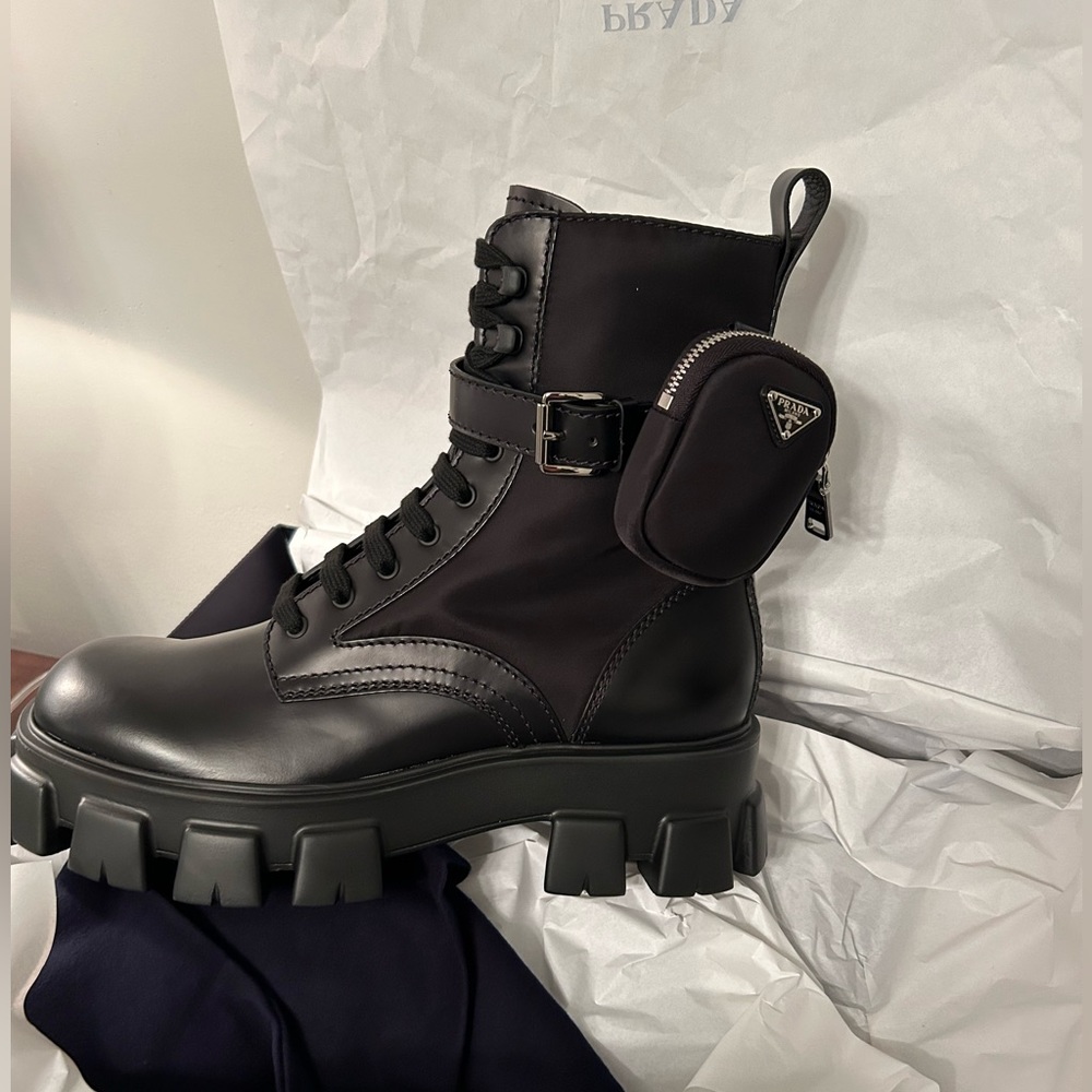 Prada boots - Picture 7 of 9